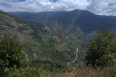 Dağlardaki dağ manzarası