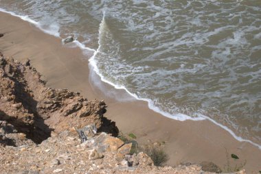 Deniz kıyısının güzel manzarası