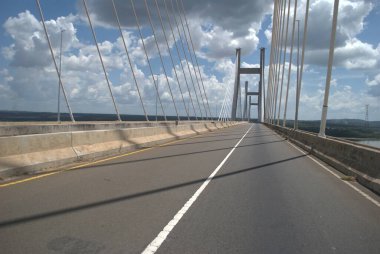 Lisbon şehrindeki köprü.