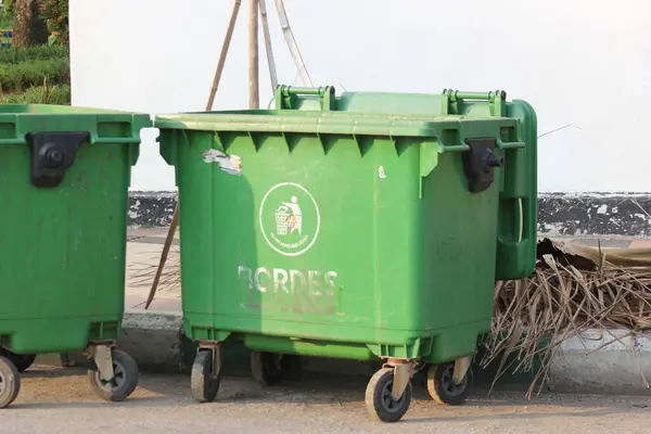 Trash cans are placed in the corners of Pamekasan city parks