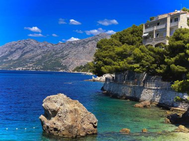 Yetişkinler için Brela tatil yeri