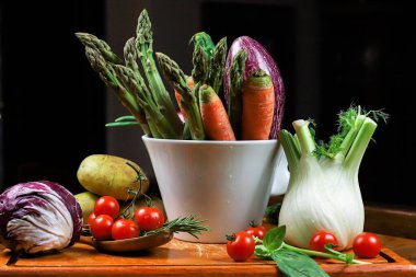 Taze sebze ve meyveler ahşap tablo