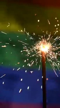 lgbt gökkuşağı arkaplanı sallayan kıvılcımlar