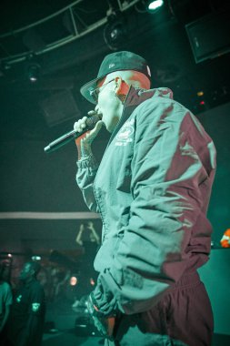 Sfera Ebbasta Plaza TERAMO, İtalya - DIC 23: Sfera Ebbasta DISCO PLAZA 'da DICEMBRE 23, 2023, TORTORETO (TE), İtalya. Fotoğraf: Mauro Di Bonaventura)