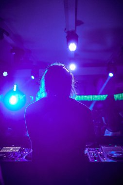 Bob Sinclar DJ Set Party at Gattopardo Disco Club - Alba Adriatica (TE) Teramo - Alba Adriatica - ITALY - AGOSTO 2023: DJ Bob Sinclar, Gattopardo 'da Bob Sinclar DJ Set Party sırasında sahne aldı. Fotoğraf: Mauro Di Bonaventura)