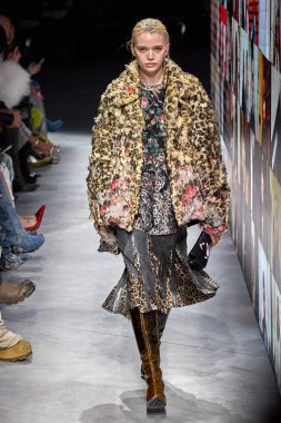 Diesel - Runway - Milan Moda Haftası / Kış 2024-2025MILAN, ITALY - FEBRUARY 21: Diesel Ready to Wear Fall / Winter 2024-2025 moda gösterisi (Fotoğraf: Mauro Di Bonaventura )