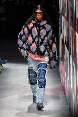 Diesel - Runway - Milan Moda Haftası / Kış 2024-2025MILAN, ITALY - FEBRUARY 21: Diesel Ready to Wear Fall / Winter 2024-2025 moda gösterisi (Fotoğraf: Mauro Di Bonaventura )