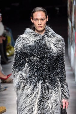 Diesel - Runway - Milan Moda Haftası / Kış 2024-2025MILAN, ITALY - FEBRUARY 21: Diesel Ready to Wear Fall / Winter 2024-2025 moda gösterisi (Fotoğraf: Mauro Di Bonaventura )