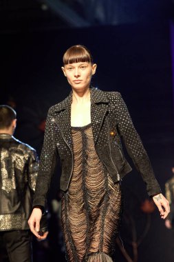 AGG Anton Giulio Grande - Runway - Milan Moda Haftası - Kadınlar Güz / Kış 2024-2025MILAN, ITALY - FEBRUARY 20: Milan Moda Haftası Kadın Giyim Giyim Fuarındaki podyum. Fotoğraf: Mauro Di Bonaventura )