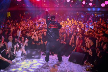 Gue Pequeno si esibisce Disco PLAZA - Gue Pequeno Teramo - Tortoreto - ITALIA - 07 dic 2024 Si esibisce in Disco PLAZA Cosimo Fini Gue Pequeno (foto di Mauro Di Bonaventura) Foto di m.dibonaventura @ gmail.com