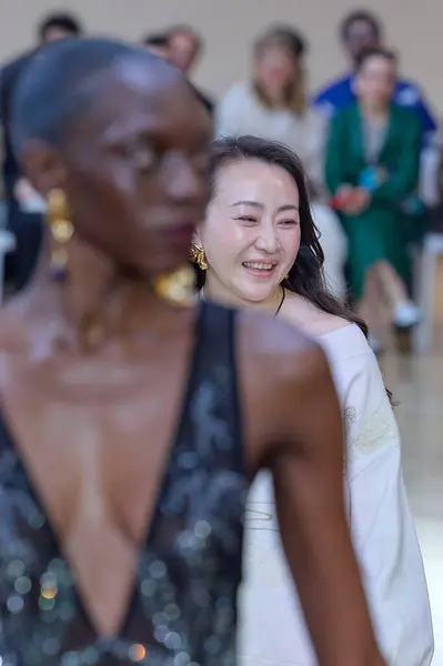 Sarawong Moda Gösterisi - Runway - Milan Moda Haftası - Kadın giyim / Kış 2025 / 2026 MILAN, ITALY - FEBRUARY 28: Milan Moda Haftası Kadın Giyim Haftası Sonbaharı / Kış 2025 / 2026 (Fotoğraf: Mauro Di Bonaventura)