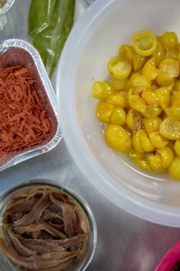 Taze Pişmiş Pizzalar, Ahşap-Ateşli Fırın Fotoğrafları: Odun, Fırın, İş, Kapalı Alan Ayarlama, Yanan (Fotoğraf: Mauro Di Bonaventura )