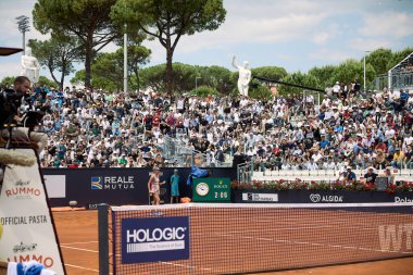 Internazionali BNL D 'Italia 2025 - ROME, ITALY - 9 Mayıs: Victoria Azarenka Internazionali BNL D' Italia 9 Mayıs 2025 tarihinde İtalya 'nın Roma kentinde. Fotoğraf: Mauro Di Bonaventura )