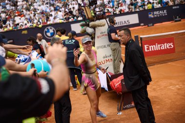 Internazionali BNL D 'Italia 2025 - ROME, ITALY - 9 Mayıs: Victoria Azarenka Internazionali BNL D' Italia 9 Mayıs 2025 tarihinde İtalya 'nın Roma kentinde. Fotoğraf: Mauro Di Bonaventura )