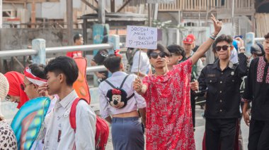 'JODOH MASIH BELUM TERLIHAT', Bandung - Endonezya, 17 Ağustos 2024