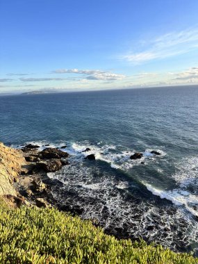 Pasifik Okyanusu, Kaliforniya 'da gün batımı. Bodega Körfezi CA, ABD