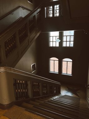 Medellin, Antioquia, Kolombiya. 8 Mart 2024: Palacio Nacional Alışveriş Merkezi ve onun güzel mimarisi.