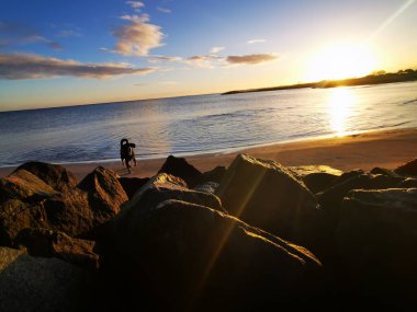 Güzel manzaralı gün doğumu