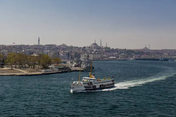Istanbul Tuistanbul Turkije Kom Door Bosporus Kom Door Borstkas Hoge — Stockfoto