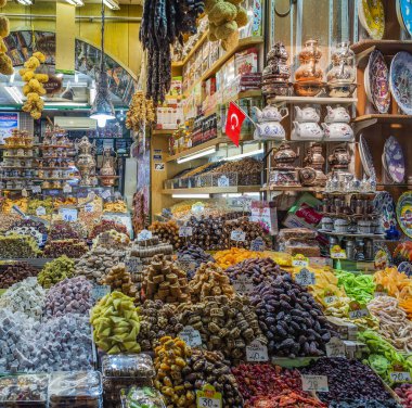 İstanbul 'daki Grand Bazaar' ın içinde. Yüksek kalite fotoğraf