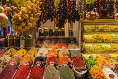 İstanbul 'daki Grand Bazaar' ın içinde. Yüksek kalite fotoğraf
