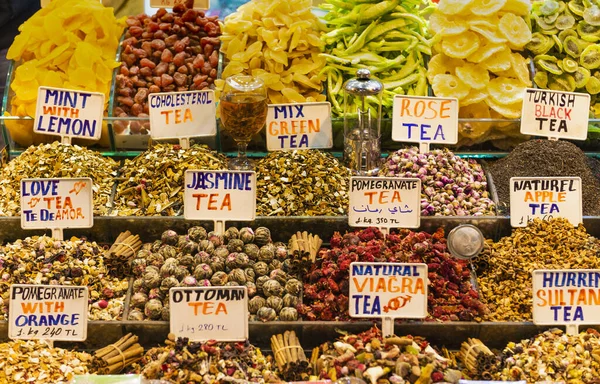 İstanbul 'daki Grand Bazaar' ın içinde. Yüksek kalite fotoğraf