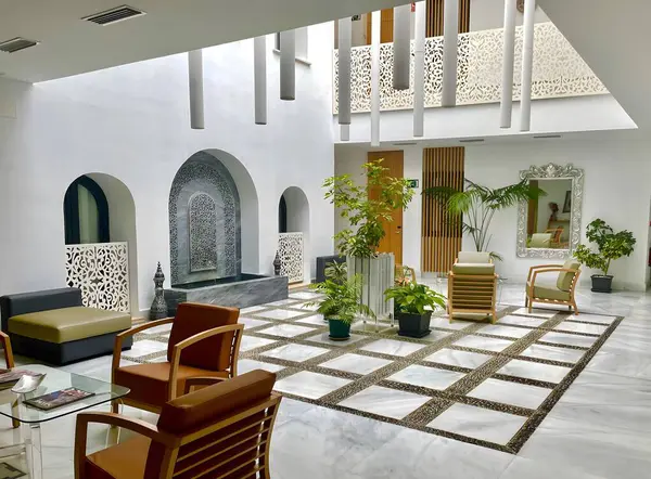 Güzel ve rahat bir oturma odası. Yüksek kalite fotoğraf