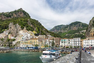 İtalya 'nın Amalfi kıyısındaki Amalfi şehrinde. Yüksek kalite fotoğraf
