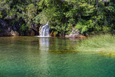 Todos los Santos Gölü 'nü, Peulla' yı, Şili 'yi ve Andean Geçidi' ni geçerek. Yüksek kalite fotoğraf