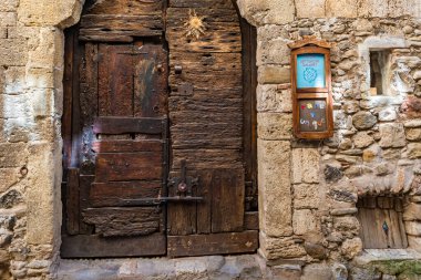 Besalu, İspanya 'nın Girona eyaletinde yer alan bir şehirdir. Yüksek kalite fotoğraf