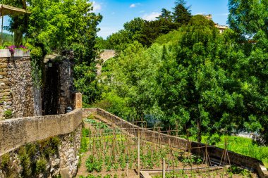 Besalu, İspanya 'nın Girona eyaletinde yer alan bir şehirdir. Yüksek kalite fotoğraf