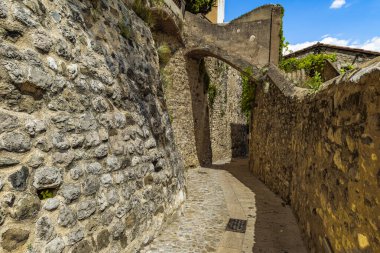 Besalu, İspanya 'nın Girona eyaletinde yer alan bir şehirdir. Yüksek kalite fotoğraf