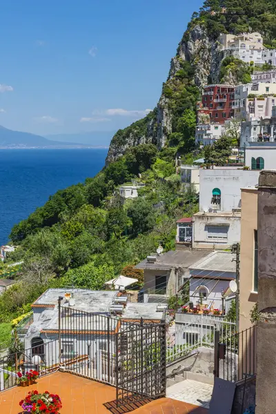 เกาะท ยอดเย ยมของ Capri ชายฝ งรวม าวของเนเป ตาล ภาพถ ายค — ภาพถ่ายสต็อก