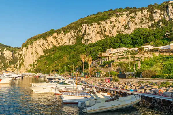 Den Fantastiske Øya Capri Amalfi Kysten Bukten Negler Italy Bilde – stockfoto