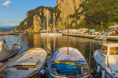Muhteşem Capri Adası, Alamfi Sahili, Napoli Körfezi, İtalya. Yüksek kalite fotoğraf