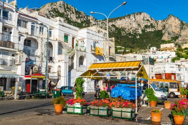 Muhteşem Capri Adası, Alamfi Sahili, Napoli Körfezi, İtalya. Yüksek kalite fotoğraf