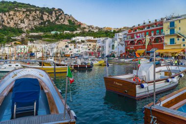 Muhteşem Capri Adası, Alamfi Sahili, Napoli Körfezi, İtalya. Yüksek kalite fotoğraf
