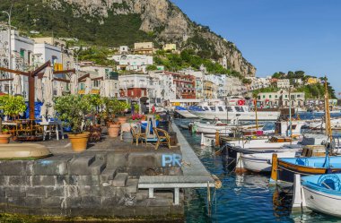 Muhteşem Capri Adası, Alamfi Sahili, Napoli Körfezi, İtalya. Yüksek kalite fotoğraf