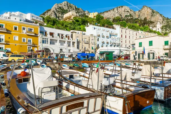 Nádherný Ostrov Capri Amalfi Pobřeží Zátoka Neapol Itálie Kvalitní Fotografie Stock Obrázky