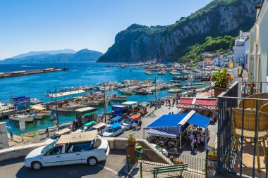 Muhteşem Capri Adası, Alamfi Sahili, Napoli Körfezi, İtalya. Yüksek kalite fotoğraf