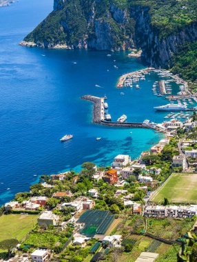 Muhteşem Capri Adası, Alamfi Sahili, Napoli Körfezi, İtalya. Yüksek kalite fotoğraf