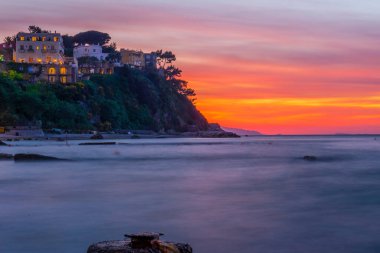 Muhteşem Capri Adası, Alamfi Sahili, Napoli Körfezi, İtalya. Yüksek kalite fotoğraf