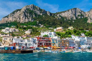 Muhteşem Capri Adası, Alamfi Sahili, Napoli Körfezi, İtalya. Yüksek kalite fotoğraf
