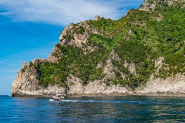 Muhteşem Capri Adası, Alamfi Sahili, Napoli Körfezi, İtalya. Yüksek kalite fotoğraf