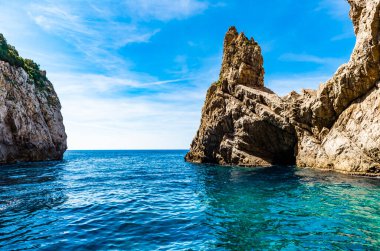 Muhteşem Capri Adası, Alamfi Sahili, Napoli Körfezi, İtalya. Yüksek kalite fotoğraf