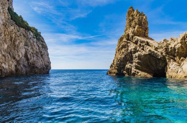Muhteşem Capri Adası, Alamfi Sahili, Napoli Körfezi, İtalya. Yüksek kalite fotoğraf