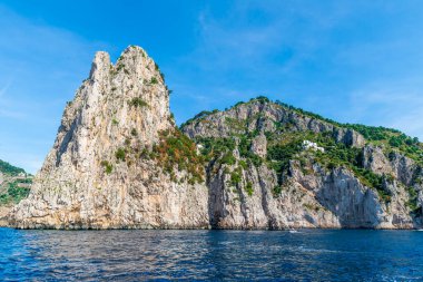 Muhteşem Capri Adası, Alamfi Sahili, Napoli Körfezi, İtalya. Yüksek kalite fotoğraf