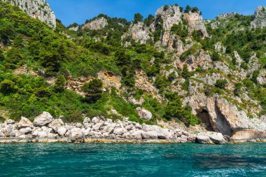 Muhteşem Capri Adası, Alamfi Sahili, Napoli Körfezi, İtalya. Yüksek kalite fotoğraf