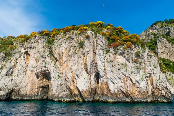 Muhteşem Capri Adası, Alamfi Sahili, Napoli Körfezi, İtalya. Yüksek kalite fotoğraf