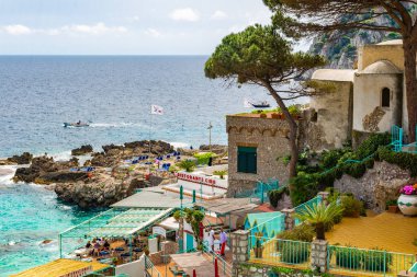 Muhteşem Capri Adası, Alamfi Sahili, Napoli Körfezi, İtalya. Yüksek kalite fotoğraf